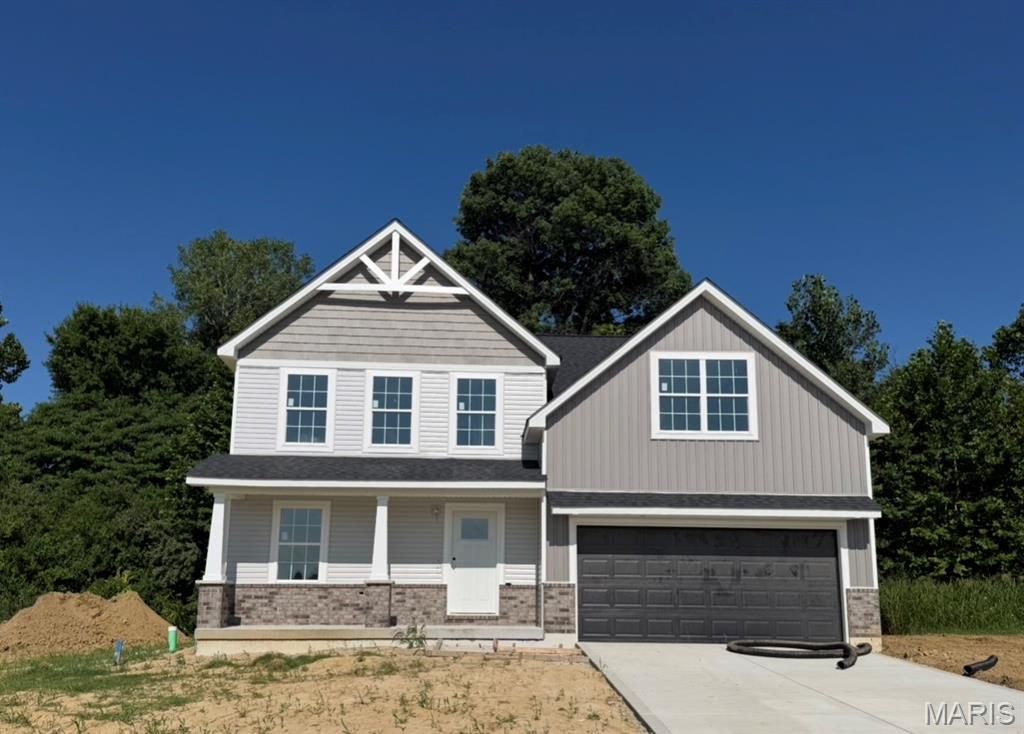 208 Bunkum Woods Drive, Fairview Heights, IL 62208