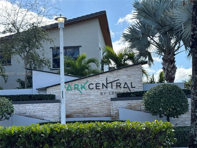 7809 NW 104th Ave 28, Doral, FL 33178