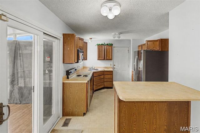 1350 Terrace Green Lane, O'fallon, IL 62269