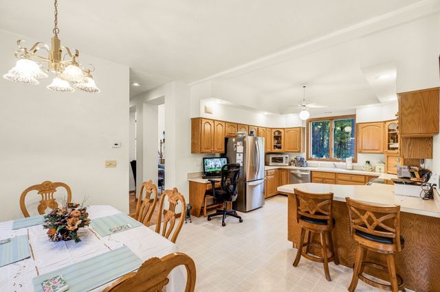 18 Wilson Pond Ln, Rowley, MA 01969