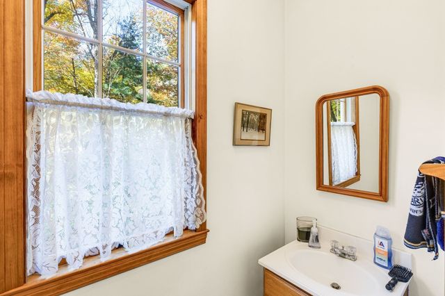 18 Wilson Pond Ln, Rowley, MA 01969