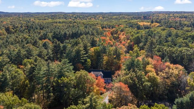18 Wilson Pond Ln, Rowley, MA 01969