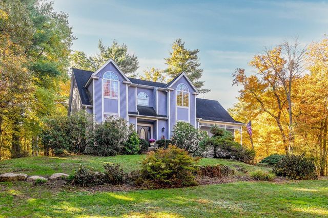 18 Wilson Pond Ln, Rowley, MA 01969