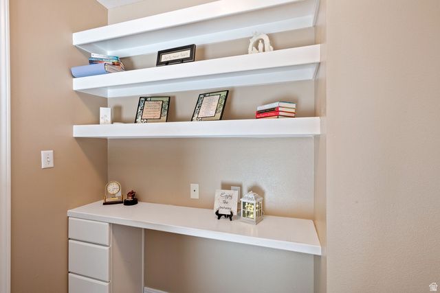 8480 W MERRITON CT, Magna, UT 84044