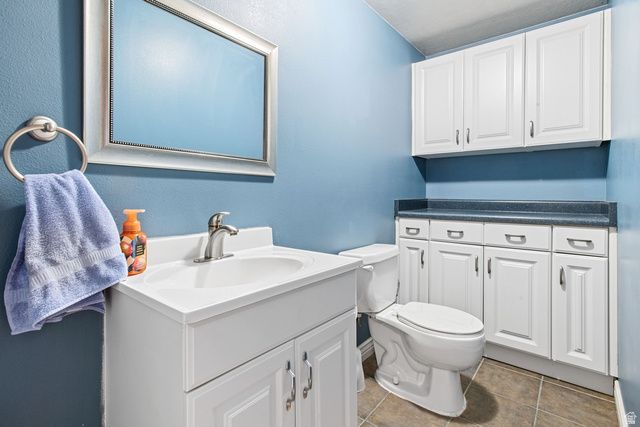 8480 W MERRITON CT, Magna, UT 84044