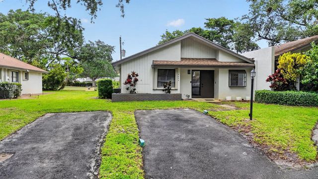 3693 Arelia Drive N, Delray Beach, FL 33445