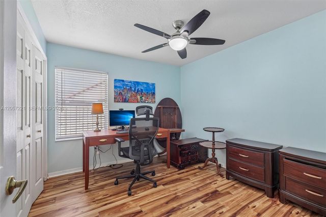 13100 NW 11th Dr, Sunrise, FL 33323