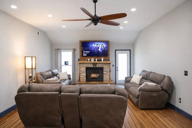 208 Mill Pond Drive, Phenix City, AL 36870