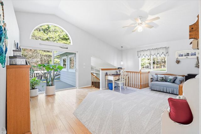 916 Ferry Road, Grants Pass, OR 97526