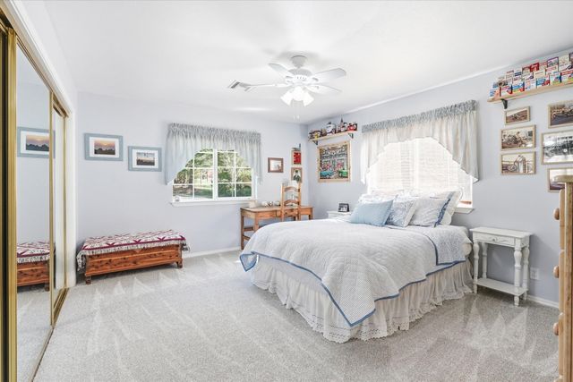 916 Ferry Road, Grants Pass, OR 97526