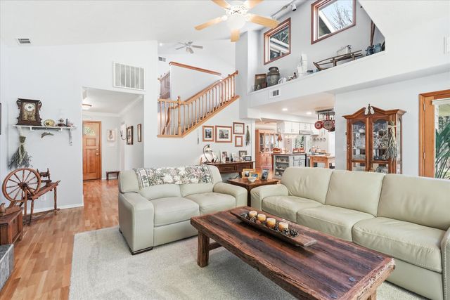 916 Ferry Road, Grants Pass, OR 97526