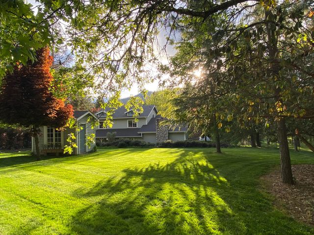 916 Ferry Road, Grants Pass, OR 97526