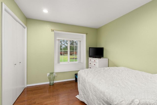 888 King Road, Winlock, WA 98596