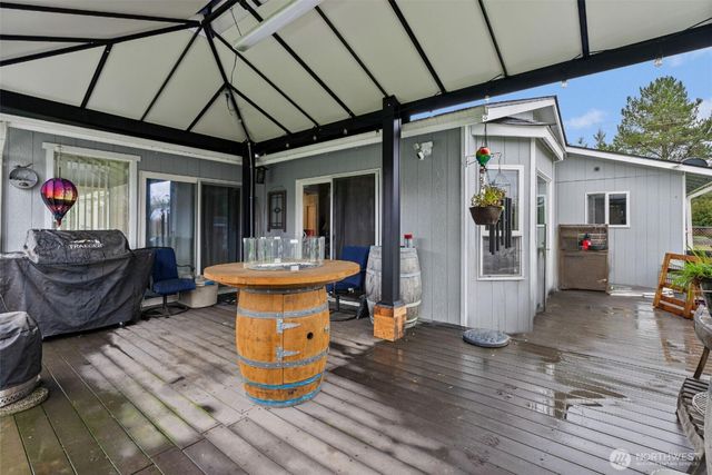 888 King Road, Winlock, WA 98596