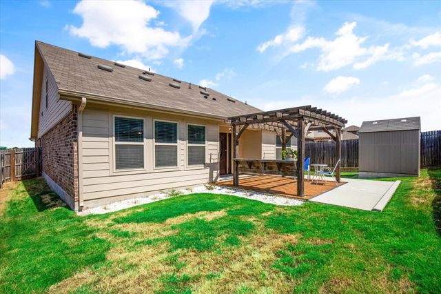 2929 Spotted Fawn Drive, Fort Worth, TX 76108