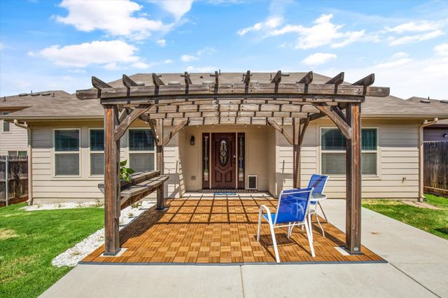 2929 Spotted Fawn Drive, Fort Worth, TX 76108