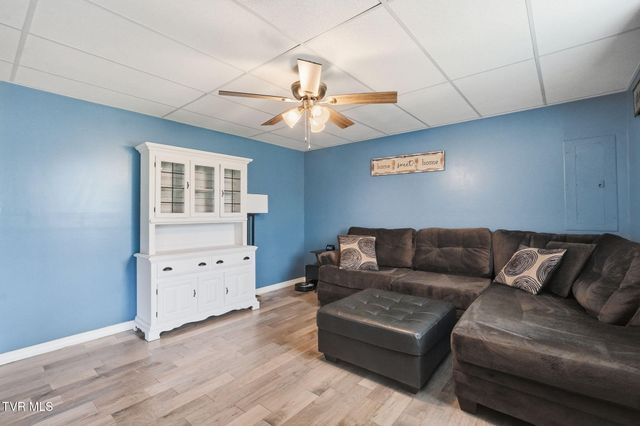 172 Echo Lane, Bluff City, TN 37618