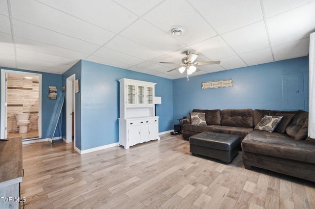 172 Echo Lane, Bluff City, TN 37618
