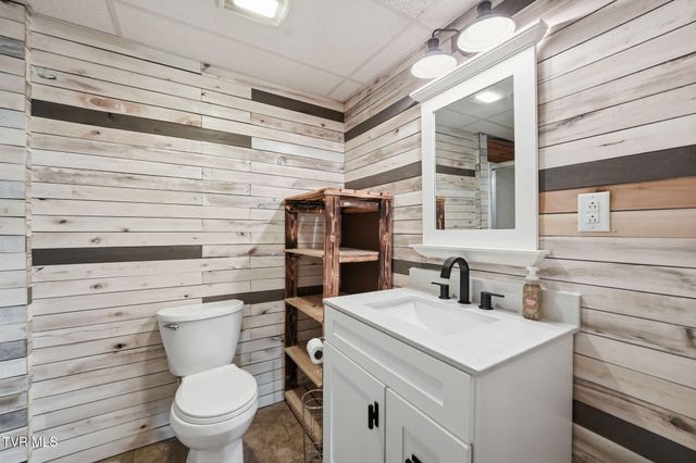 172 Echo Lane, Bluff City, TN 37618