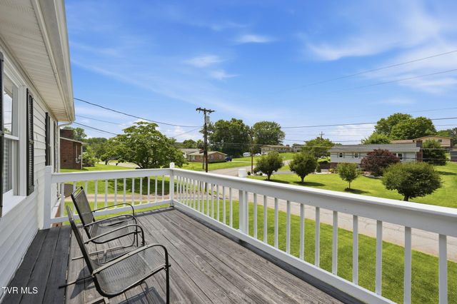 172 Echo Lane, Bluff City, TN 37618