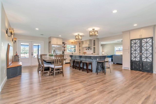 2201 S VILLAGE AVENUE, Tampa, FL 33612