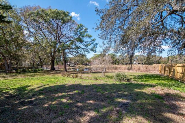 2201 S VILLAGE AVENUE, Tampa, FL 33612