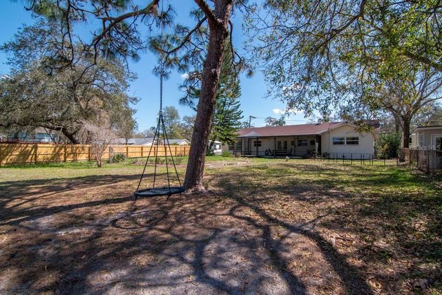 2201 S VILLAGE AVENUE, Tampa, FL 33612