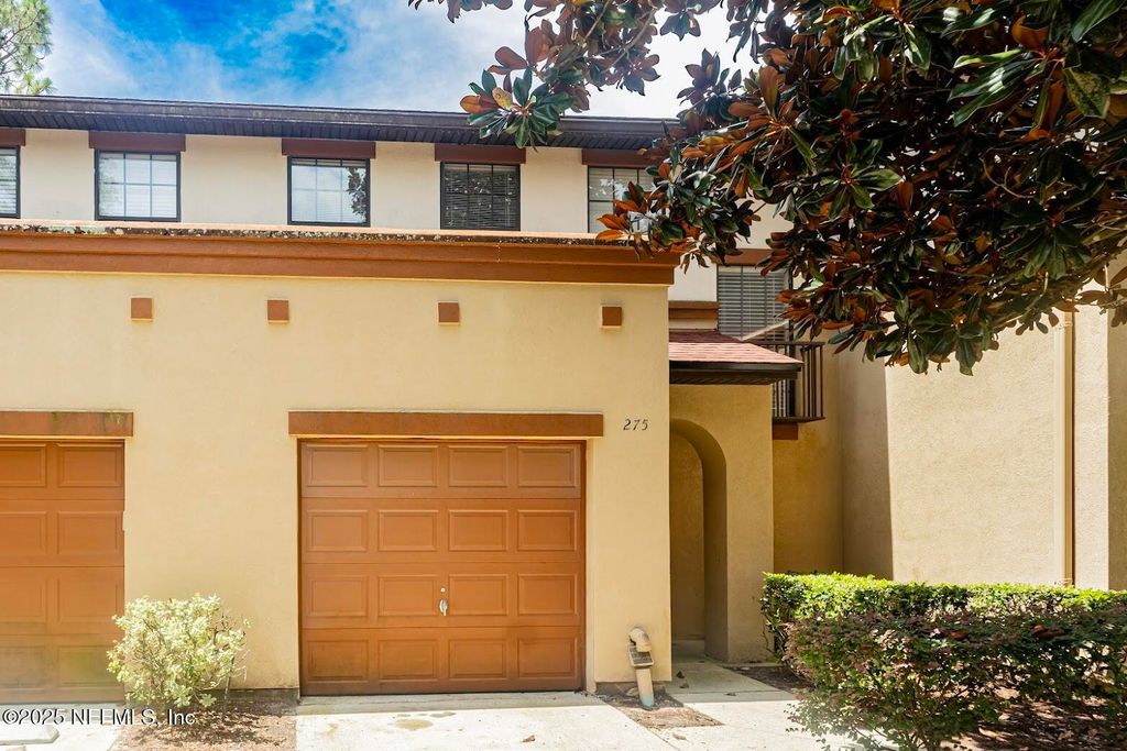 275 BEECH BROOK Street, St. Johns, FL 32259