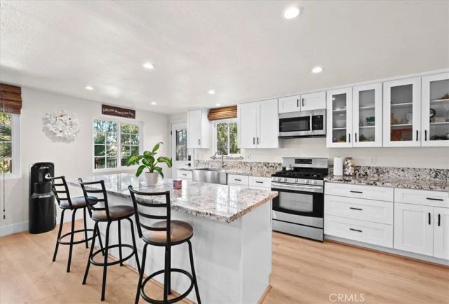 5940 Avenue Juan Bautista, Jurupa Valley, CA 92509