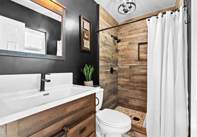 5940 Avenue Juan Bautista, Jurupa Valley, CA 92509