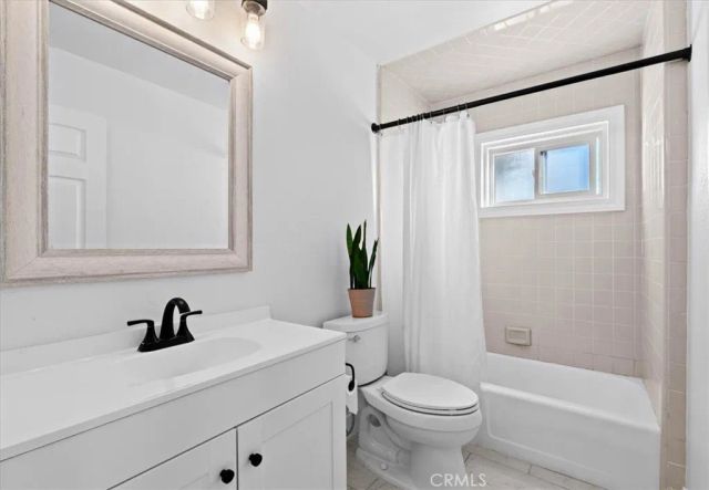 5940 Avenue Juan Bautista, Jurupa Valley, CA 92509