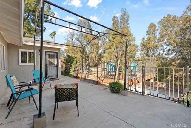 5940 Avenue Juan Bautista, Jurupa Valley, CA 92509