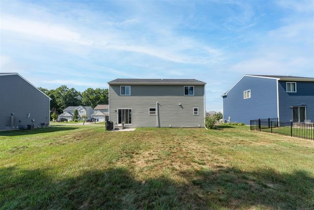 59595 Silvergrass Drive, Mattawan, MI 49071