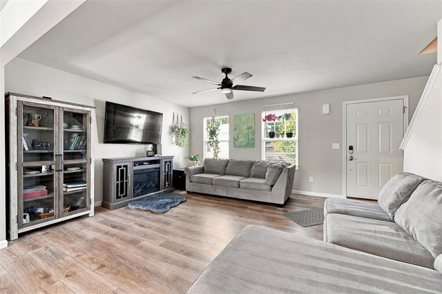 59595 Silvergrass Drive, Mattawan, MI 49071