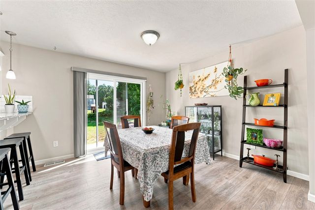 59595 Silvergrass Drive, Mattawan, MI 49071