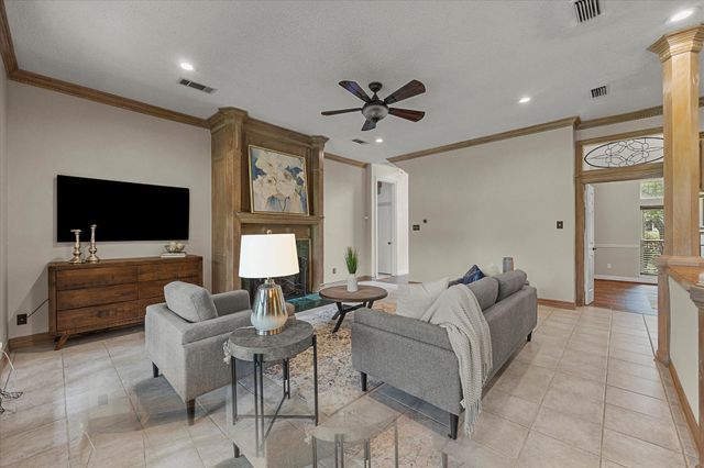 820 Windlake Circle, Heath, TX 75032