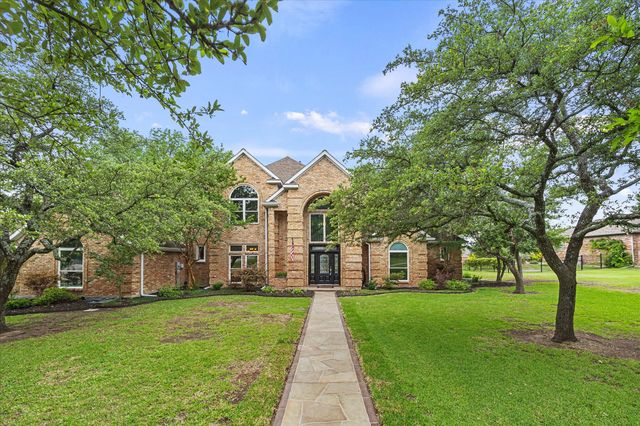 820 Windlake Circle, Heath, TX 75032