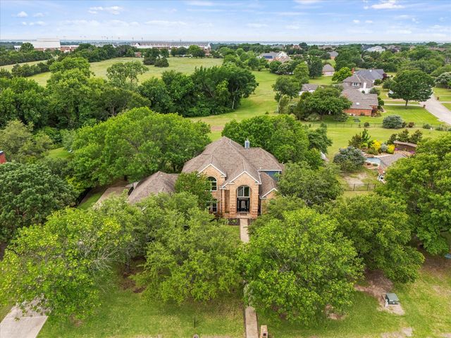 820 Windlake Circle, Heath, TX 75032