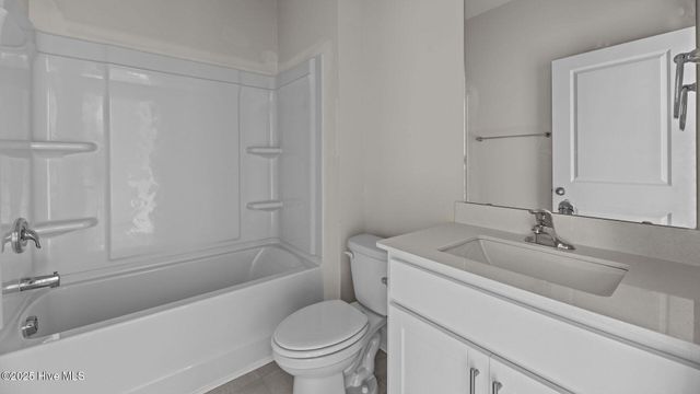 513 Lake Tyler Drive, New Bern, NC 28560