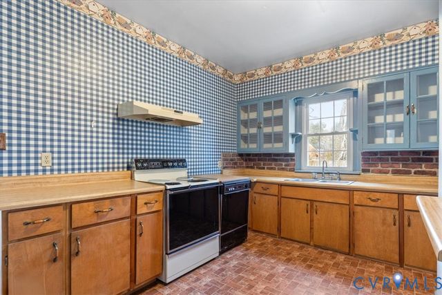 11221 Hanover Courthouse Rd, Hanover, VA 23069