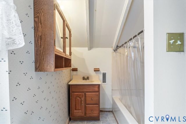 11221 Hanover Courthouse Rd, Hanover, VA 23069