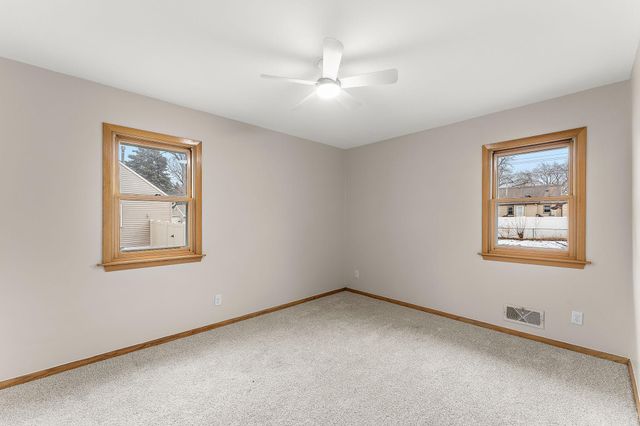 136 Panorama Avenue, Fridley, MN 55421