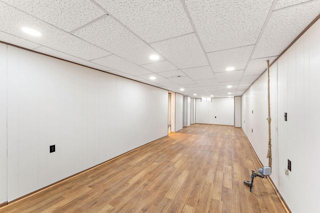 136 Panorama Avenue, Fridley, MN 55421