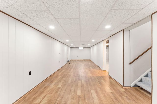 136 Panorama Avenue, Fridley, MN 55421