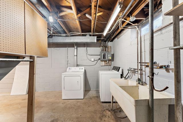 136 Panorama Avenue, Fridley, MN 55421