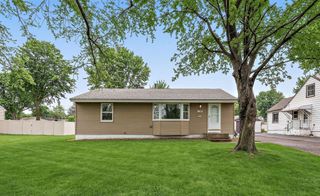 136 Panorama Avenue, Fridley, MN 55421