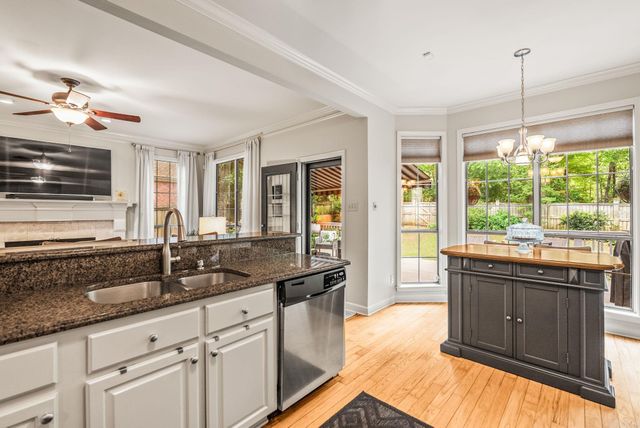 79 Aberdeen Drive, Little Rock, AR 72223