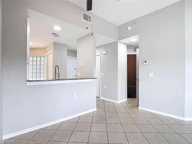 12151 Summergate CIR R101, Fort Myers, FL 33913