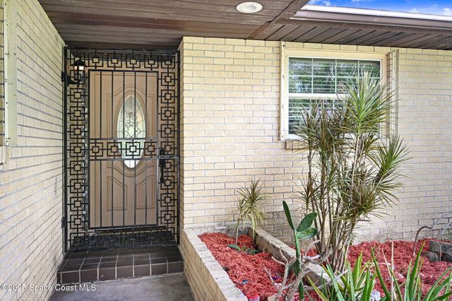 1081 Sunswept Road NE, Palm Bay, FL 32905