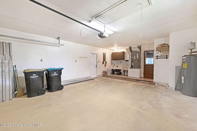 1081 Sunswept Road NE, Palm Bay, FL 32905